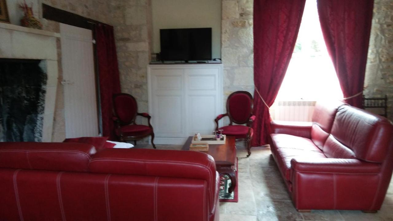 Manoir De Vilaines Varennes  Buitenkant foto